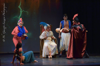 Aladdin e il genio dell'Oriente