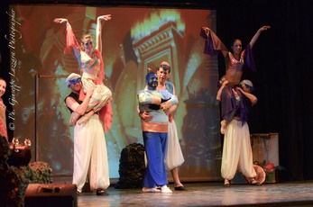 Aladdin e il genio dell'Oriente