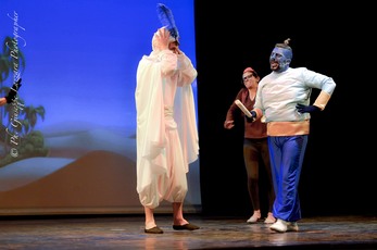 Aladdin e il genio dell'Oriente